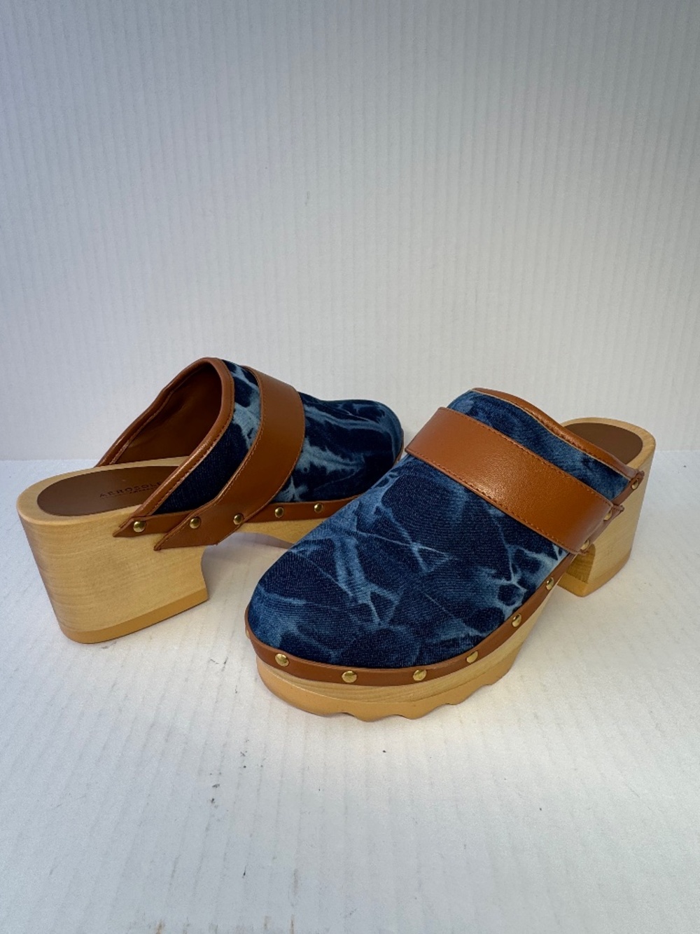 Aerosoles Denim Tie Dye Clog Platform Mules Studded Wood Heel Size 6 NWOB